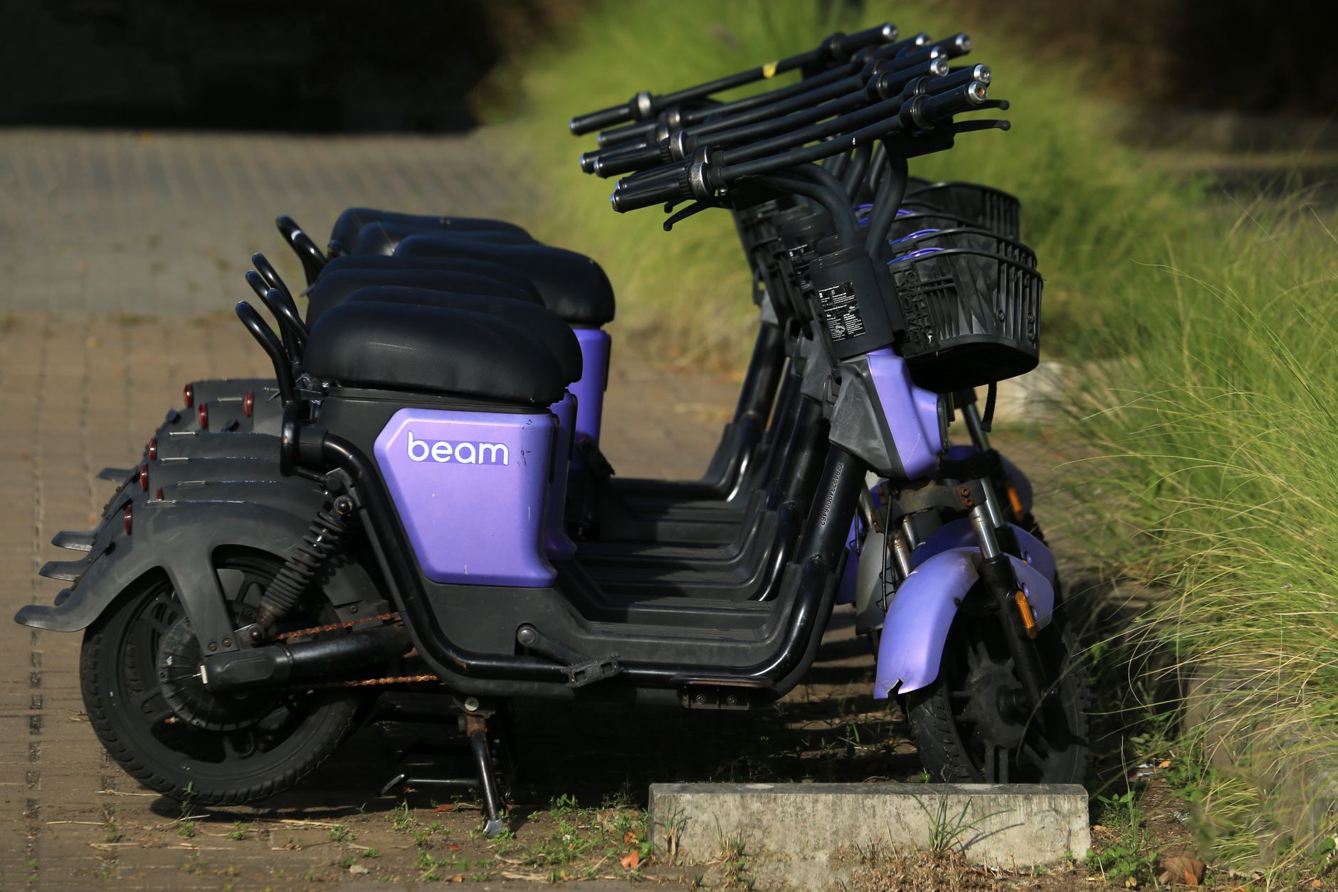 Hero Motors shares: Is it Safe to Buy or Sell Now?