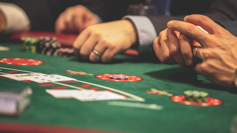 How Visual Design Shapes the Experience of Modern Slot Games